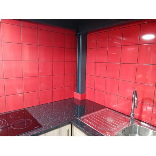 This is how it looks Glossy Red Color 20x20 cm (box 1 m2)